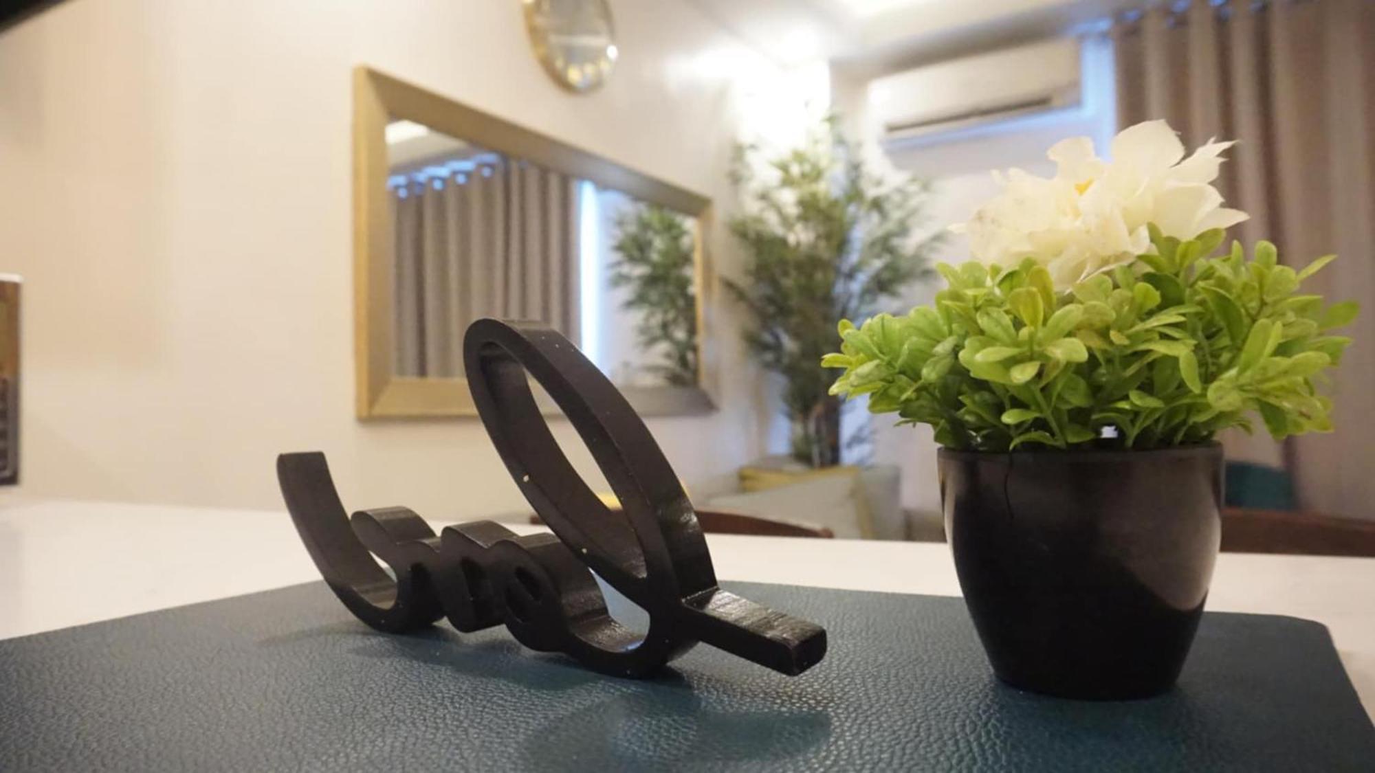 One Madison Tower 3 Deluxe Condo: Megaworld Boulevard Retreat Iloilo City Exterior photo